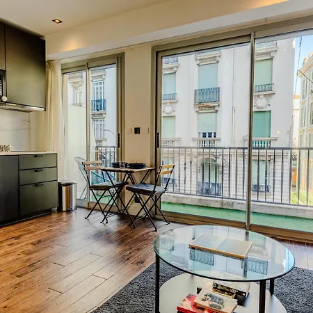 Le Clemenceau - Magnifique Ac Balcony Apartment *