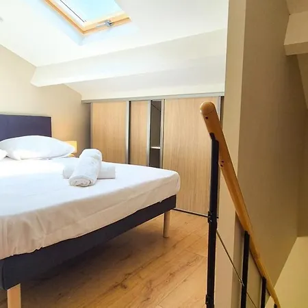 Neuf En Duplex - Ac - Wifi - Proche Apartment