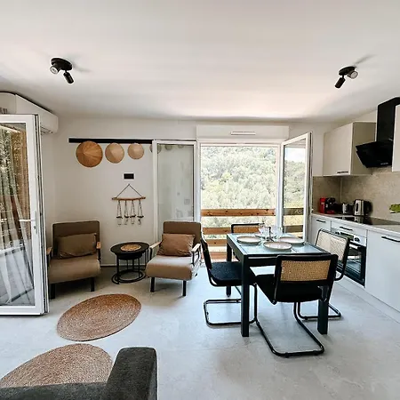 Au Coeur De Apartment