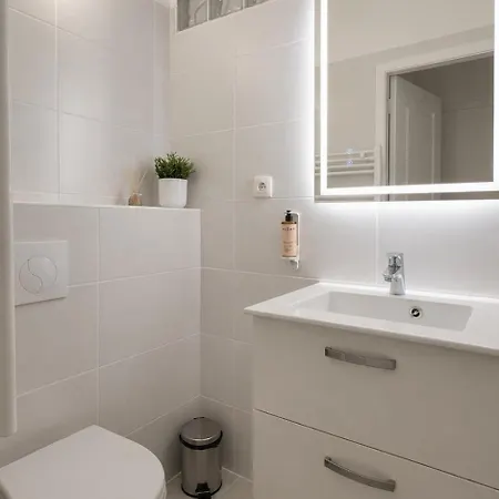 Apartment Palais Massena Luxe, Heart Of Nice, Ac