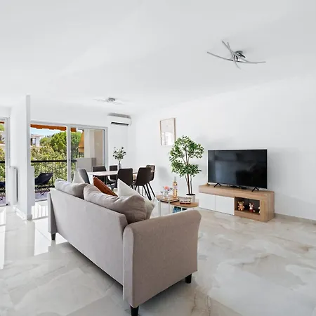 Lanterne Vue Azur - Welkeys Apartment
