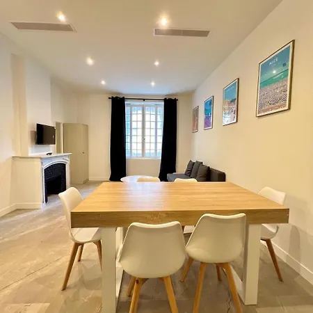 Apartment Joli Appartement Avec Jardin, 2 Chambres, Centre Ville De Nice Nice