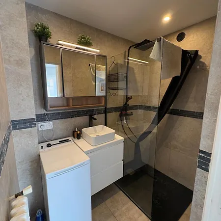 Modern Apartment, Air Conditioning, Balcony Liberation Apartment Nice