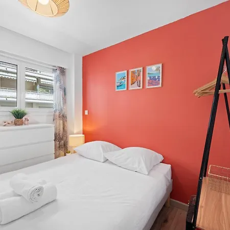 Beautifully Renovated With Charm - In The Port /ac Apartment *
