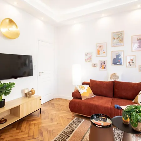 L23 Staywizus - 1 Bdr Shakespeare 2 Balconies - Clim & Wifi * Nice