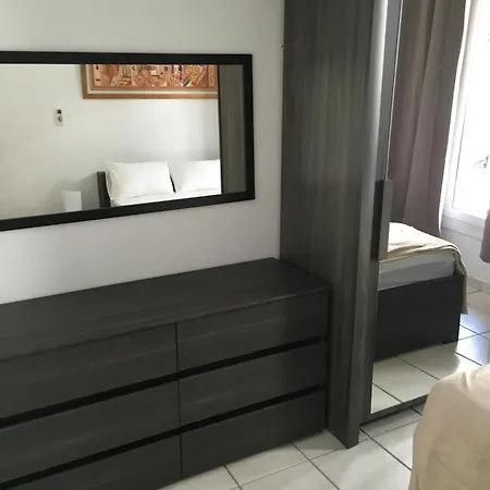 Apartment 50 M De La Et 60 M Carre Au Centre *