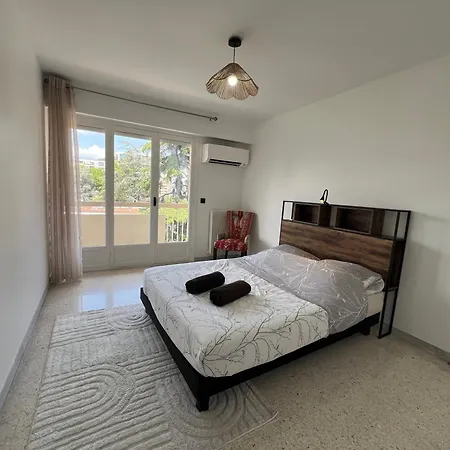 Familial T3 Terrasse, Clim & Parking Gratuit Apartment *