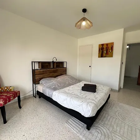 Familial T3 Terrasse, Clim & Parking Gratuit *