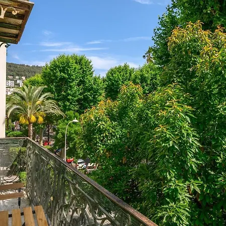 Spacious In Port Of Apartment