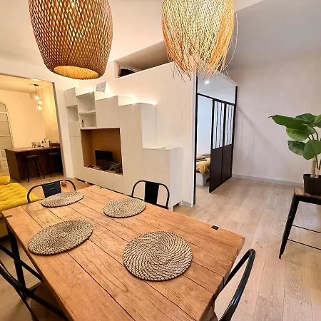 Apartment Elegant Climatise , Vieux Nice, A Pied