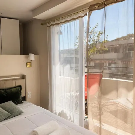 Prime View - Hypercenter - Spacious & Modern Apartment