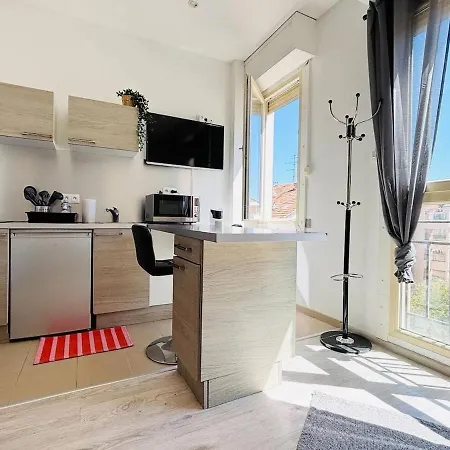 Apartment Citycenter - Charming -wifi-5 Min Gare