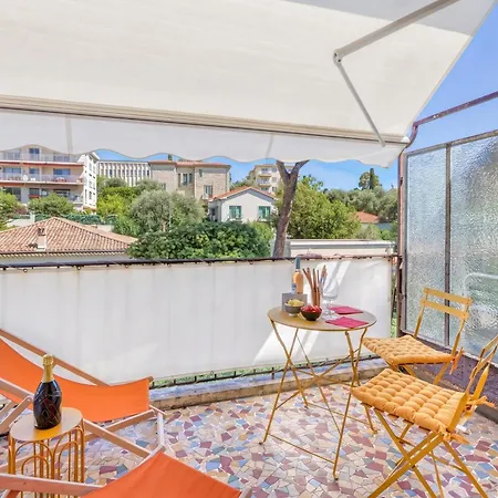 Apartment Lion - Near Center - Terrace - Happy