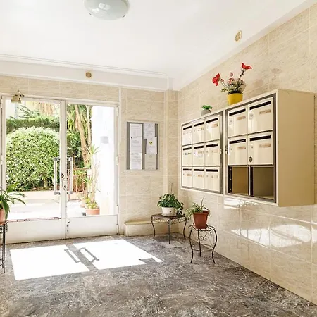 Spacieux T3 Avec Balcon Confort Et Convivialite Nice
