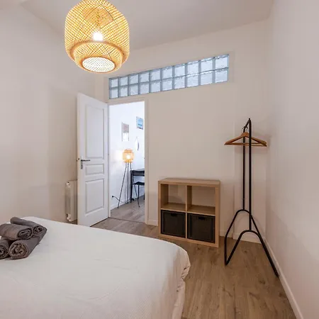Old Town Charming Separate Bedroom - Ac Apartment Nice
