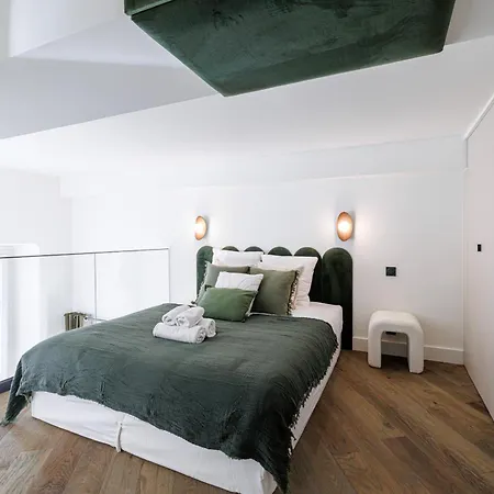 20 Quai Lunel - Loft Vue Port De - 2 Mezzanine - Climatise Apartment *