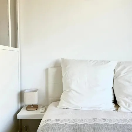 Proche De La Securisee Avec Piscine Apartment *