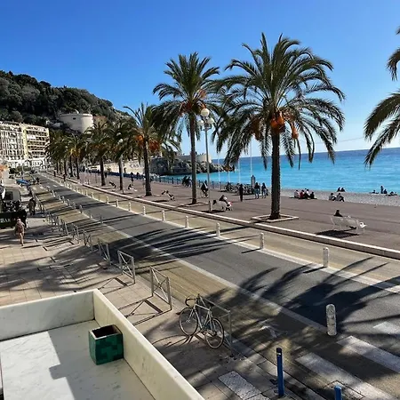 Apartment Au Coeur De Nissa La Belle *