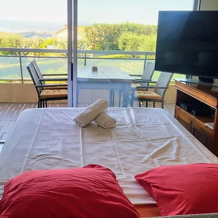 Belles Terres De Apartment *