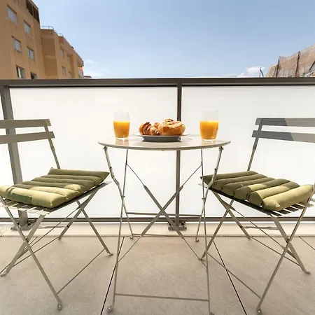 Bright With Terrace And Wi-fi Apartment Nice