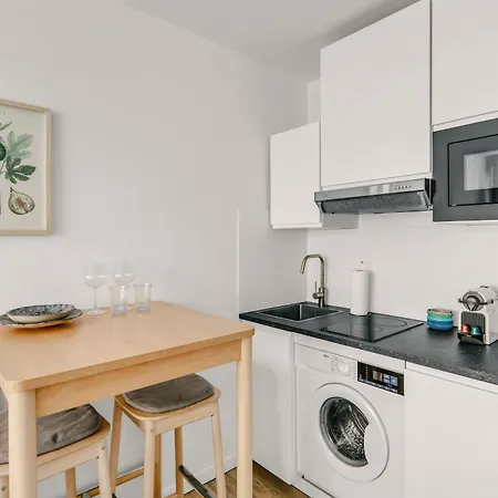 Apartment Cosy & Quiet With Ac And Balcony With A View Of Nature *