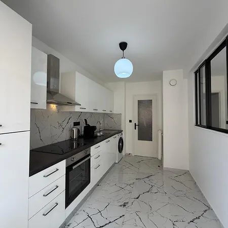 Apartment Familial T3 Terrasse, Clim & Parking Gratuit *