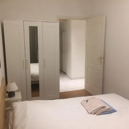 Apartment 3 Pieces Renove Port De - 150m Du Tramway Nice