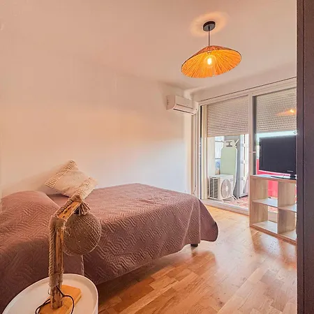 Entre Et Ville, Cocon Avec Terrasse - 3 Pers Apartment *
