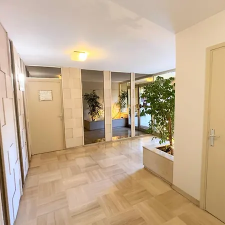 With Balcony And Pool Near The Sea Apartment