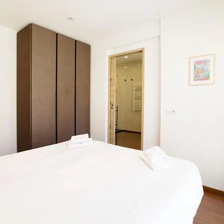 Maison Bianchi - 14 Deroulede Nice