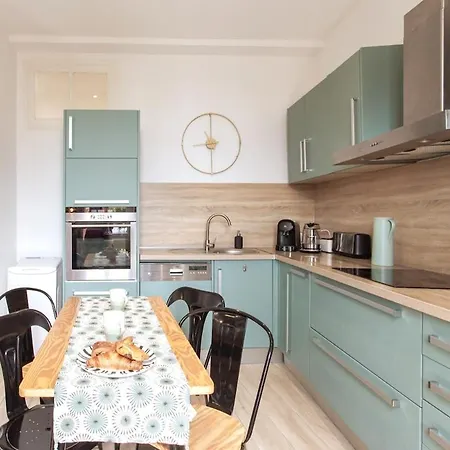Promenade Sea View 2 Bedrooms, Ac, Wifi * Nice