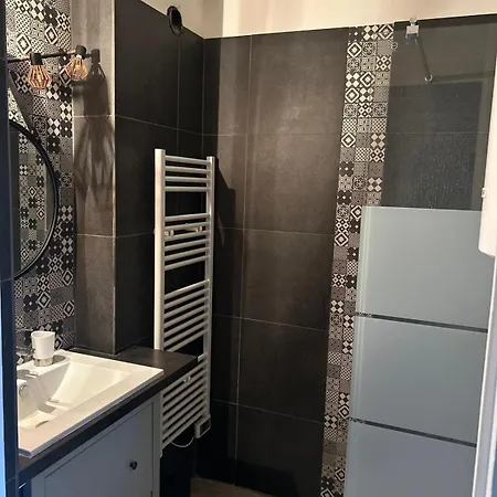 Cosy Proche De La Securisee Avec Piscine Apartment *