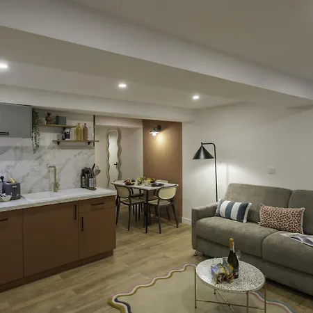 #20 Staywizus - 1 Bdr Heart Of Old Town Ac Wifi 5 Mins To Sea Apartment