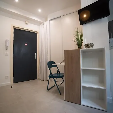 Cosy Au Coeur De Avenue De Fabron Apartment
