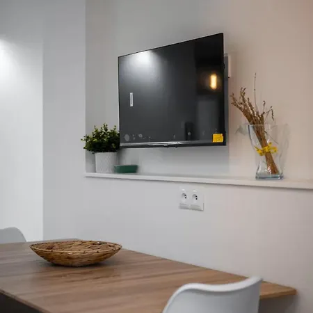 Apartment Mont Boron - 4 Bedrooms Near The Port