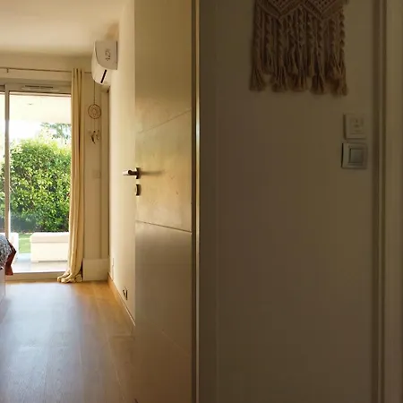 Avec Jardin Et Piscine Apartment *