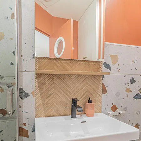 Apartment Lumineux Vieux-nice A Pied Nice