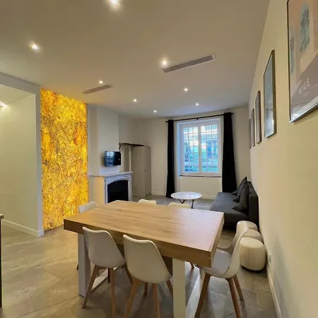 Joli Appartement Avec Jardin, 2 Chambres, Centre Ville De Nice Apartment