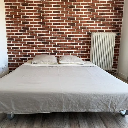 Promenade Terrace Tram 1 Min Away Apartment