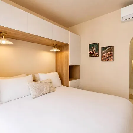 Old - Luxury New 5br - Sleeps 12 - Ac
