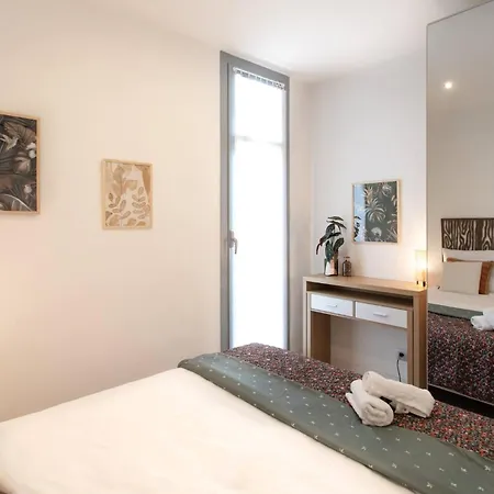 L23 Staywizus - 1 Bdr Shakespeare 2 Balconies - Clim & Wifi *