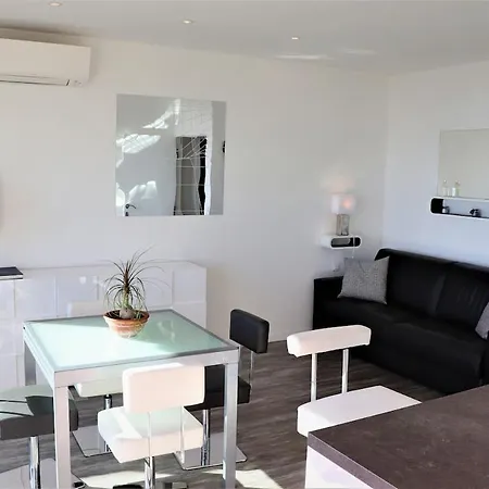 2 Rooms, New, Incredible View Of Promenade Des Apartment Nice