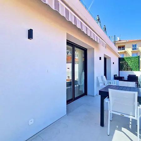 Nestor&jeeves - Julianna Rooftop - Jacuzzi - Sauna Apartment