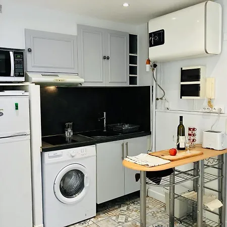 Apartment Avec Jolie Terrasse - Climatisation - Nice