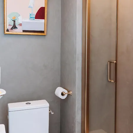 Apartment 1 Min Walk To Luxury Boutique Nice
