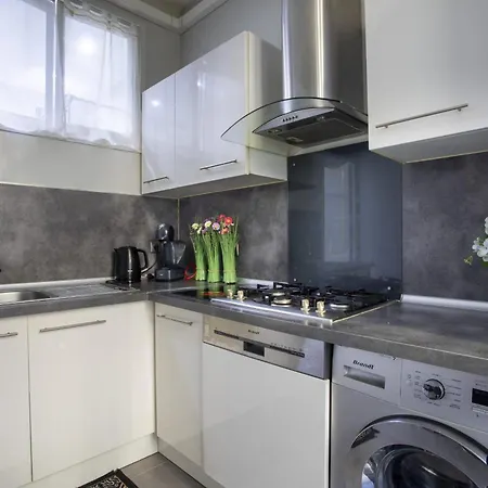 Apartment Air-conditioned In The Republique District Nice
