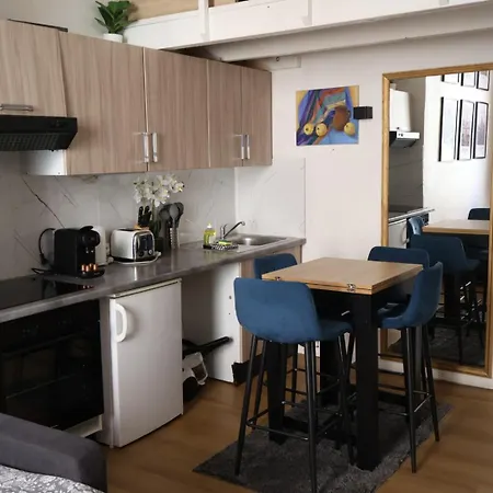 Apartment Comfy In Old Town With Mezzanine - Place Garibaldi,