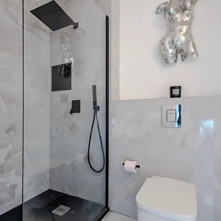 Stunning Sea View 2 Bedroom In * Nice