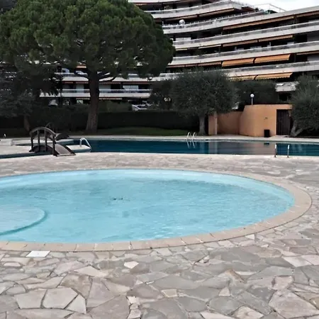 Large Terrace, Sea View, Pool, Floor, 1bedroom, Air-conditioned, Parking Apartment