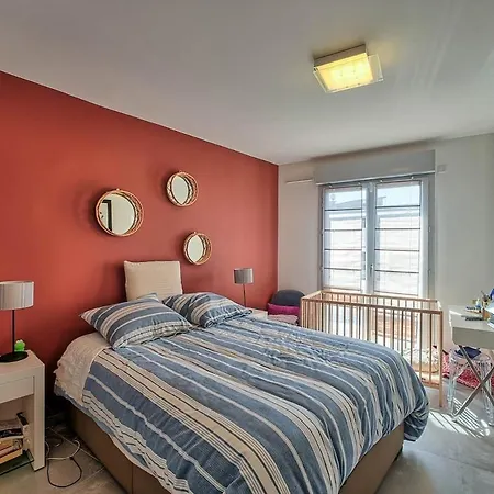 Apartment Lovely 4-bedroom Family In *